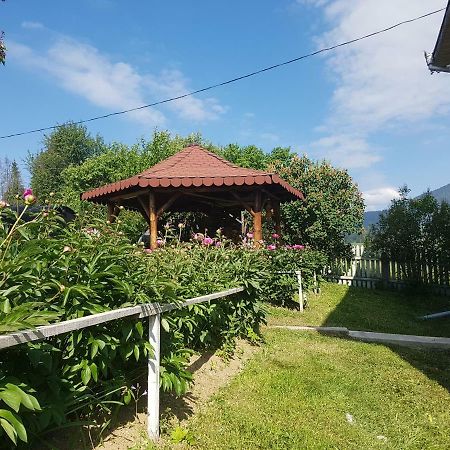 Apartamento Apartament Tiatim Vatra Dornei Exterior foto